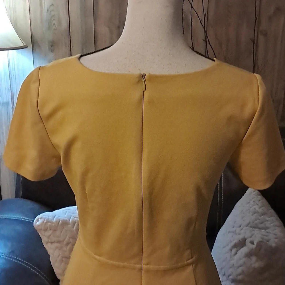 Boden Carolyn Ponte V Neck Dress Saffron Yellow Size 6 A Line Spring - Picture 7 of 10